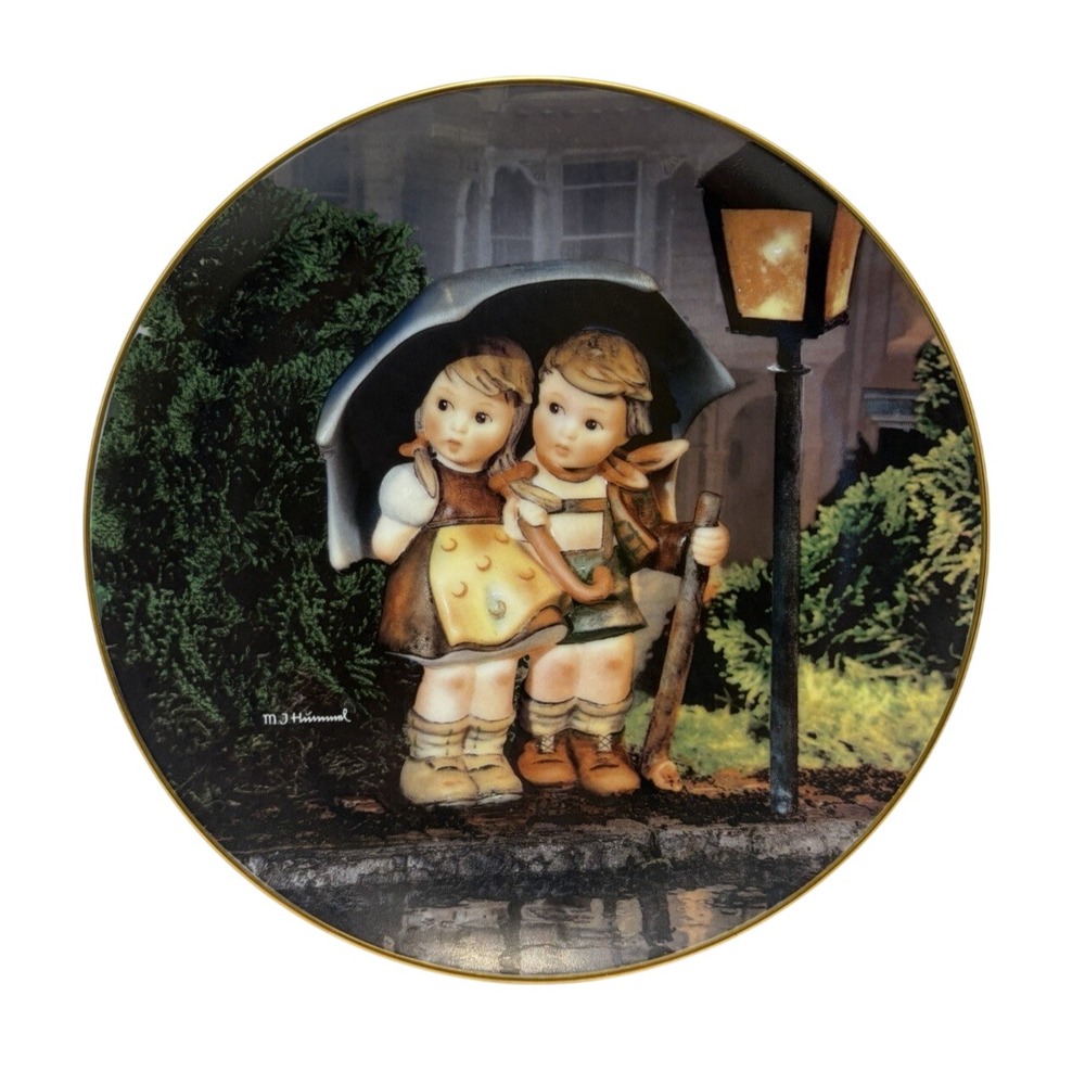 Danbury Mint M J Hummel Little Companions STORMY WEATHER Limited Edition Plate